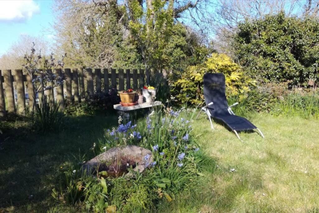 Farm Accommodation - The Lizard Peninsula, Cornwall Хелстън Екстериор снимка