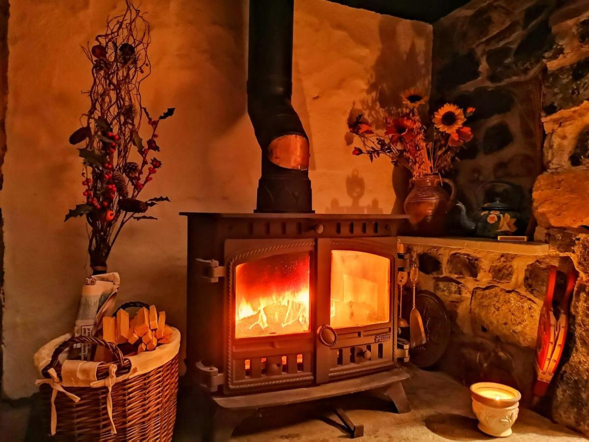 Farm Accommodation - The Lizard Peninsula, Cornwall Хелстън Екстериор снимка